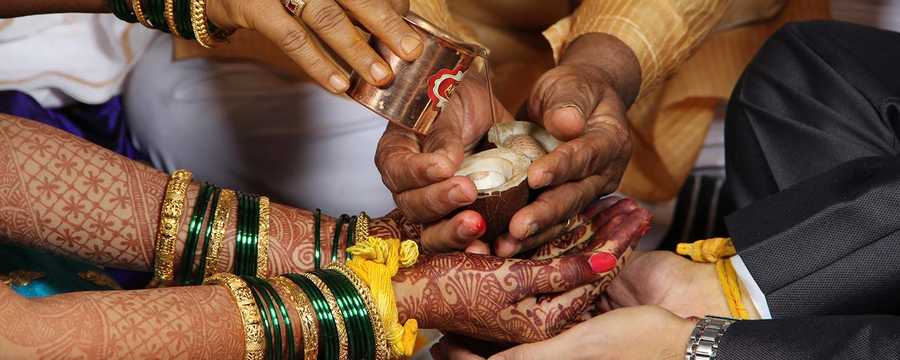 Hindu funeral ceremony and traditional arrangements